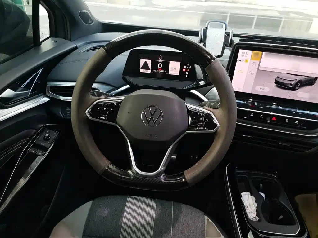 Volkswagen ID.4 Crozz — миниатюра 3
