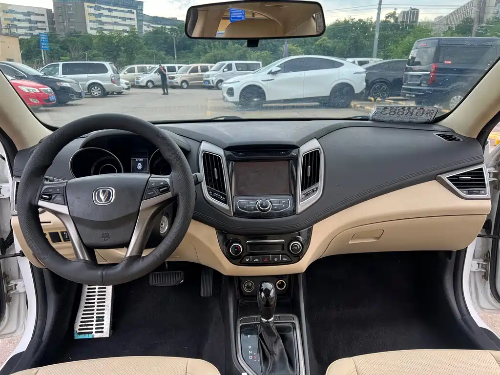 Changan Eado — миниатюра 6