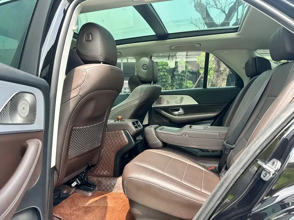 Mercedes-Benz GLE (Import) — миниатюра 15