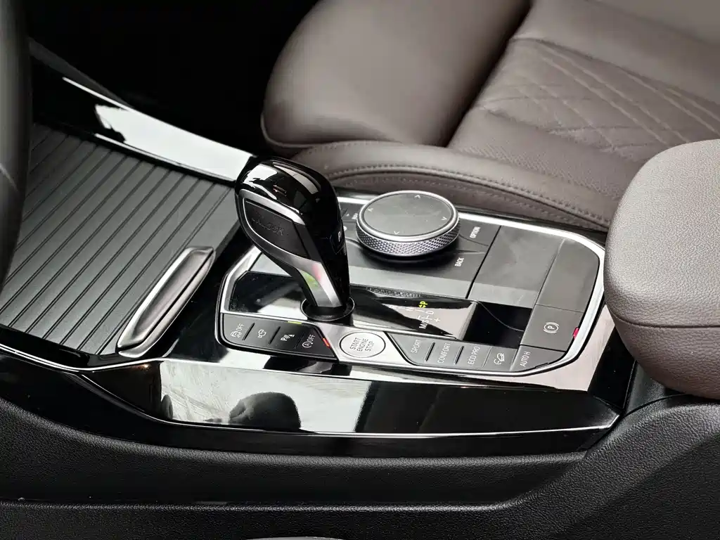 BMW X3 — миниатюра 9