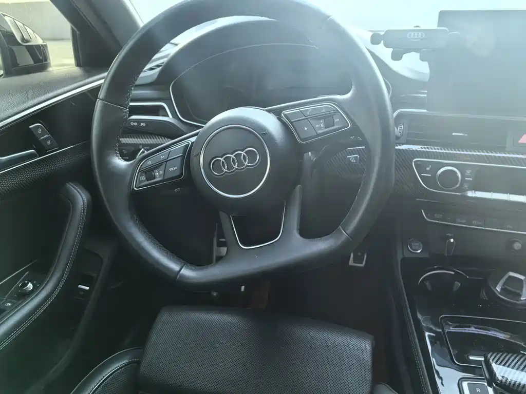 Audi A4L — миниатюра 13