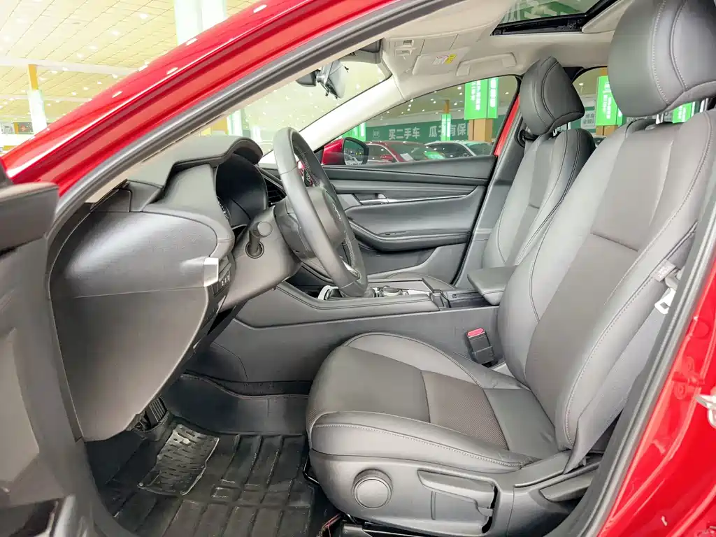 Mazda 3 Axela — миниатюра 5