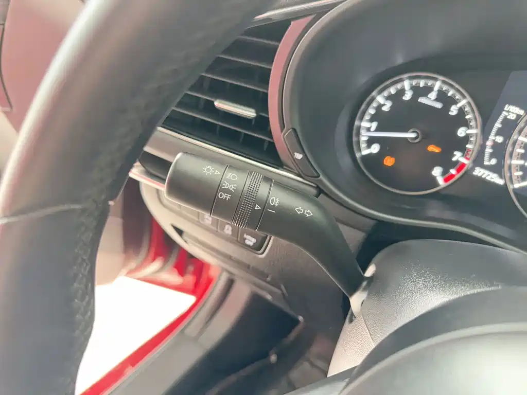 Mazda 3 Axela — миниатюра 17