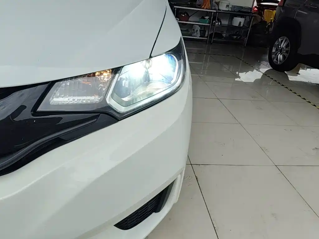 Honda Fit — миниатюра 24