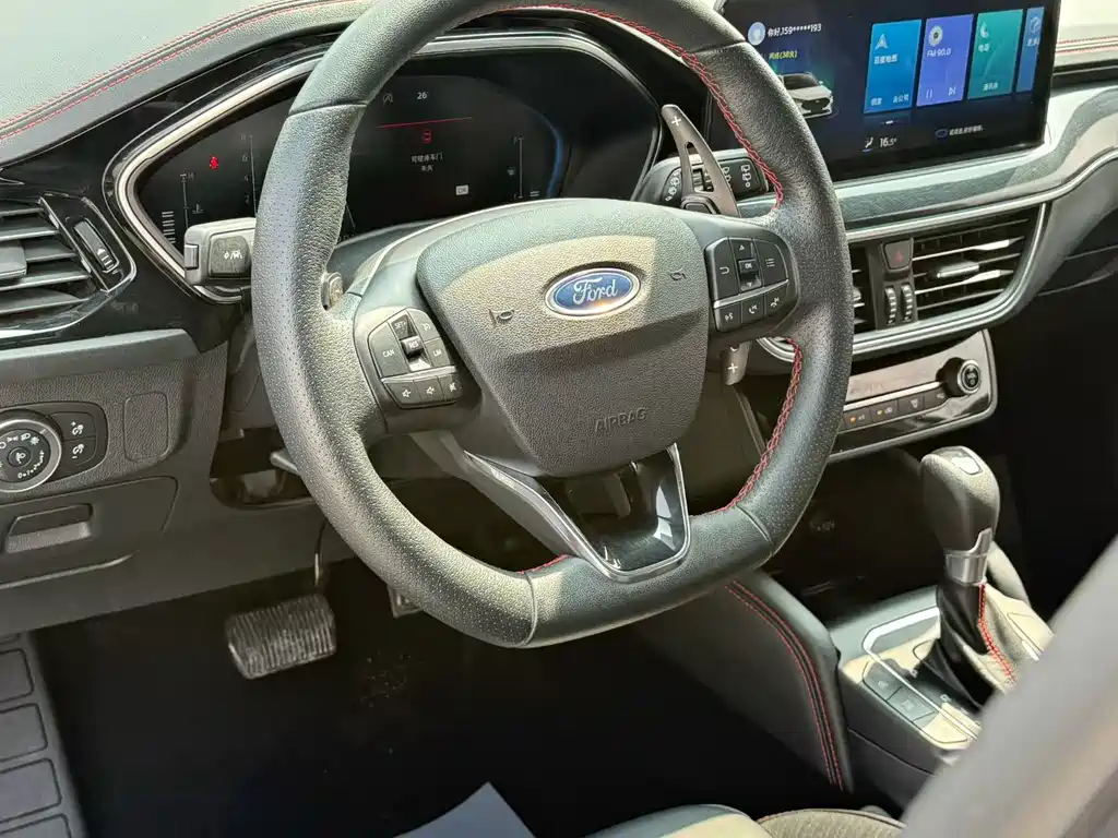 Ford Focus — миниатюра 6
