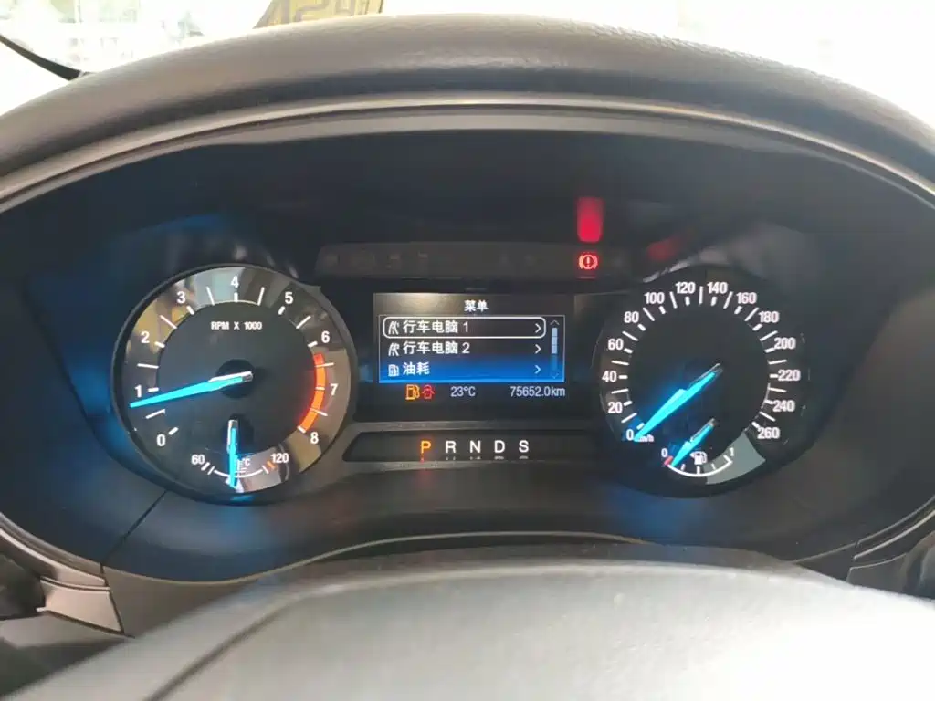 Ford Mondeo — миниатюра 12
