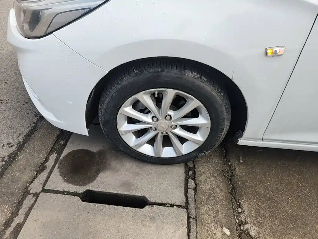 Chevrolet Cruze — миниатюра 23
