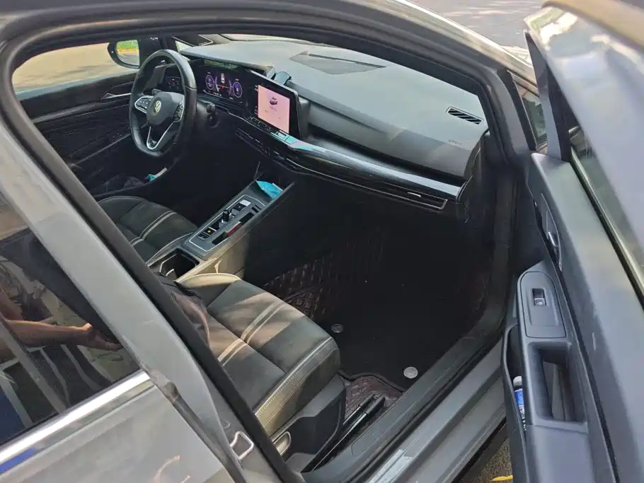 Volkswagen Golf — миниатюра 8