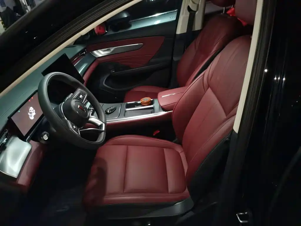 Hongqi Hongqi H5 — миниатюра 16