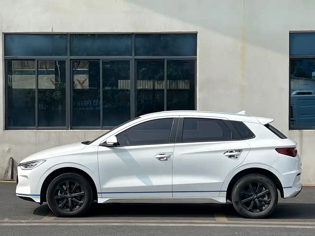 BYD e2 — миниатюра 7