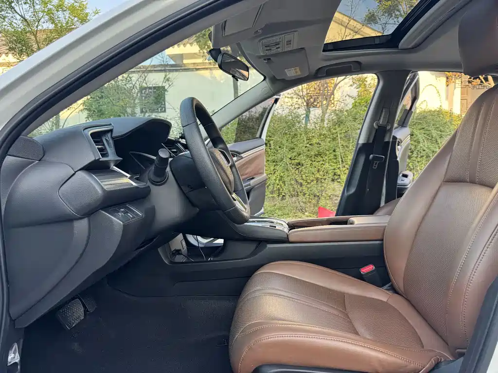 Honda Civic — миниатюра 4