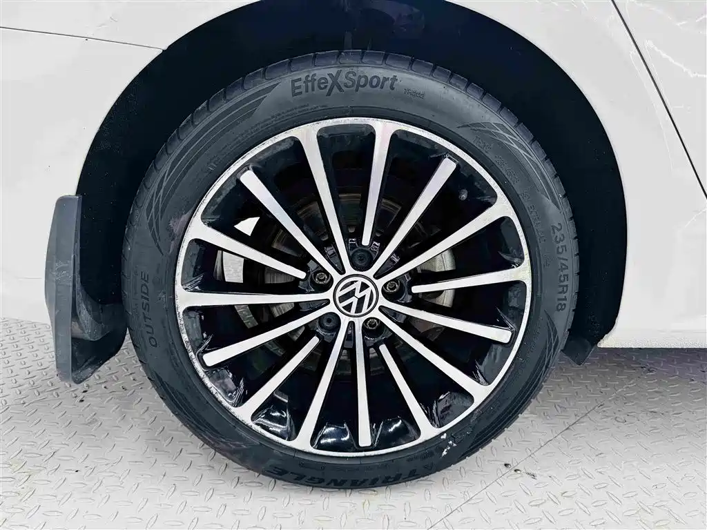 Volkswagen Passat — миниатюра 24