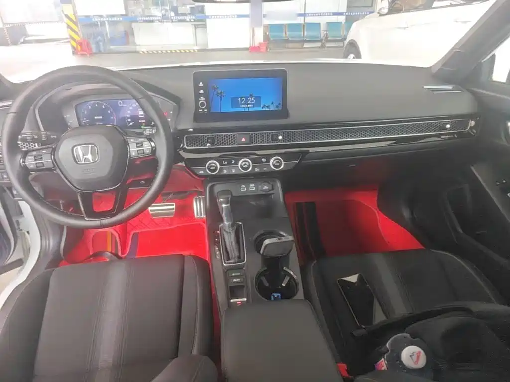 Honda Civic — миниатюра 10