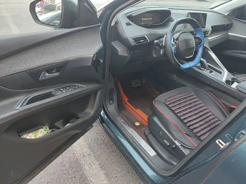 Peugeot 5008 — миниатюра 16