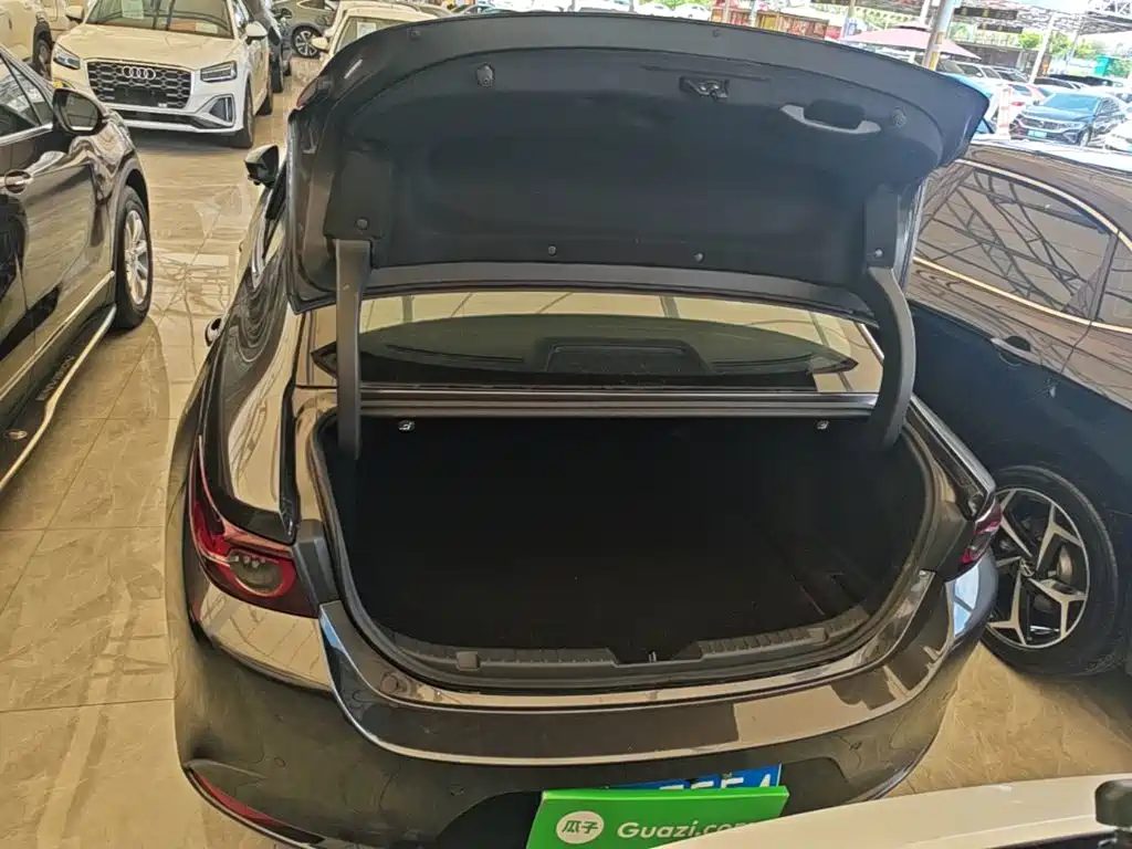Mazda 3 Axela — миниатюра 19