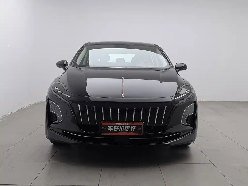 Hongqi Hongqi E-QM5 — миниатюра 3