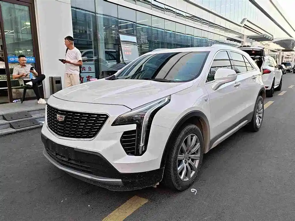 Cadillac XT4