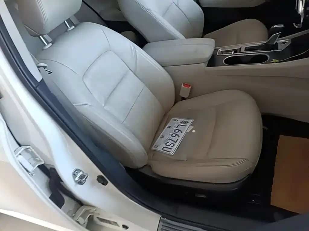 Nissan Teana — миниатюра 25