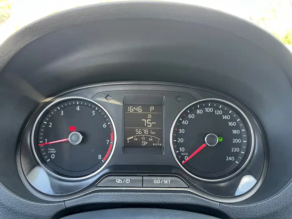 Volkswagen Polo — миниатюра 2