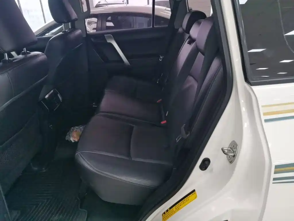 Toyota Prado — миниатюра 17