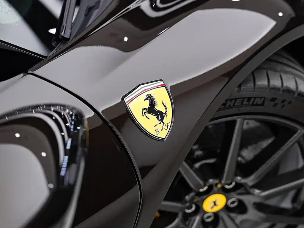 Ferrari SF90 2020 3.9T V8 Stradale