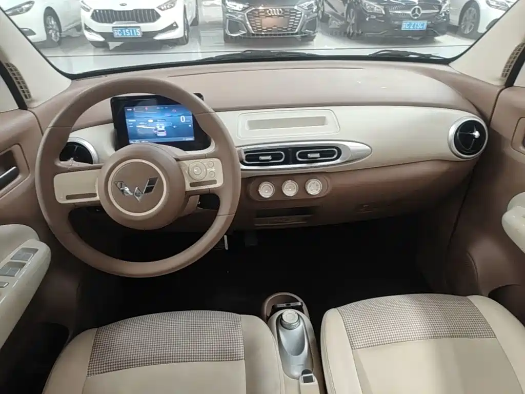 Wuling MINIEV — миниатюра 14
