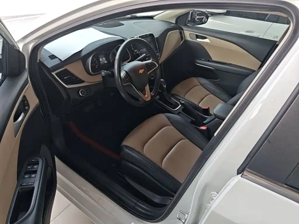 Chevrolet Monza — миниатюра 15