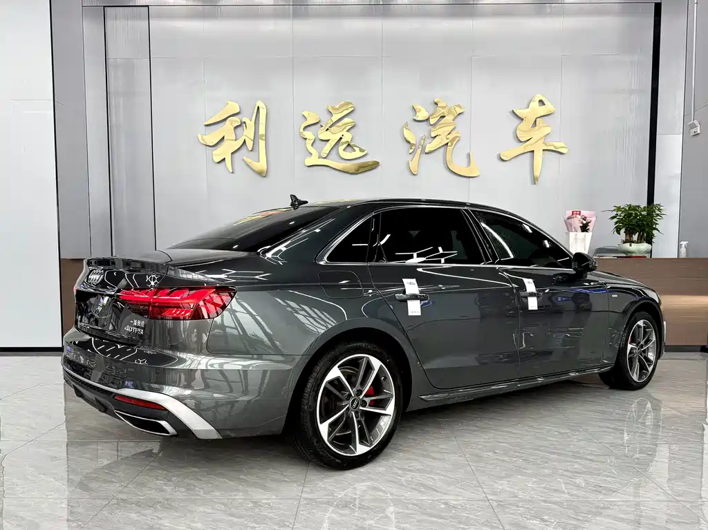 Audi A4L — миниатюра 12