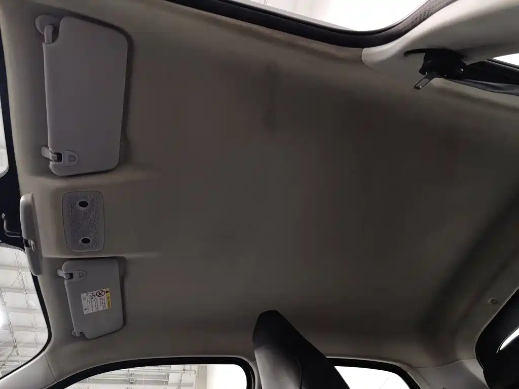 Leapmotor Leapmotor T03 — миниатюра 14