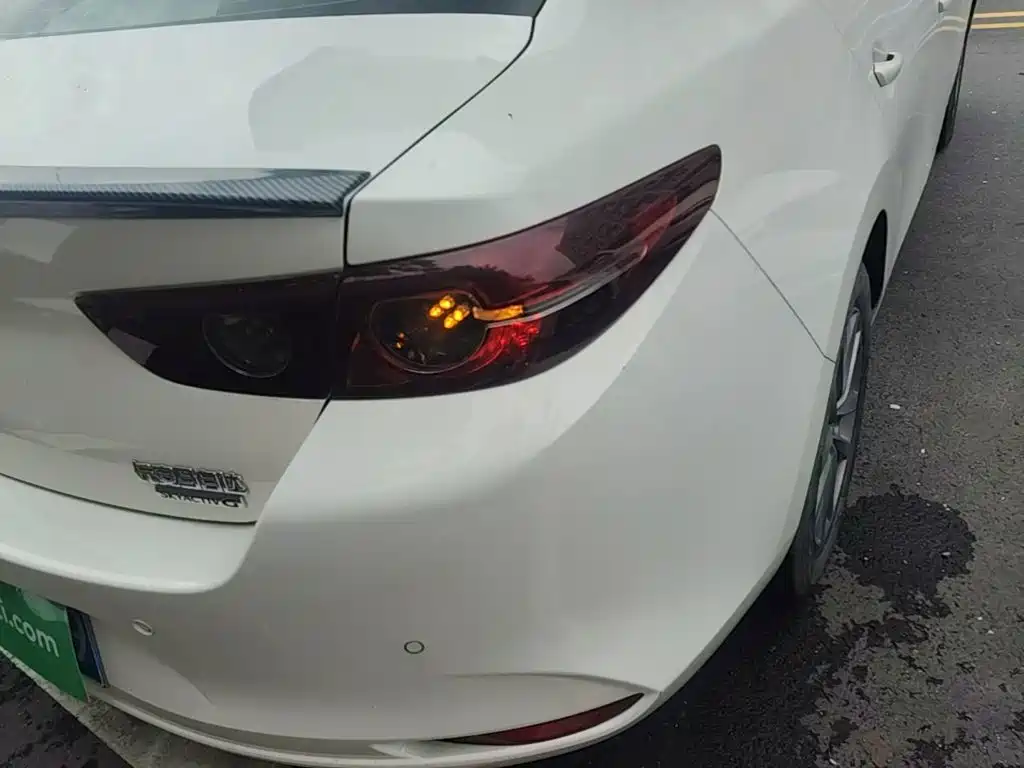 Mazda 3 Axela — миниатюра 8