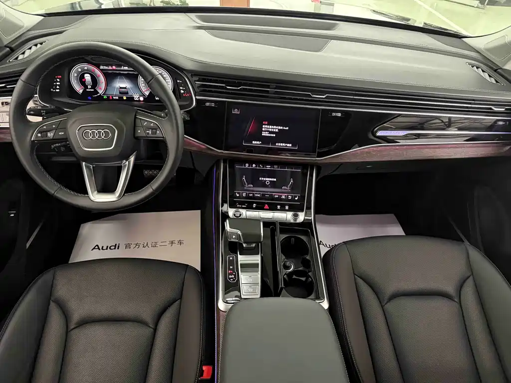 Audi Q7 — миниатюра 8