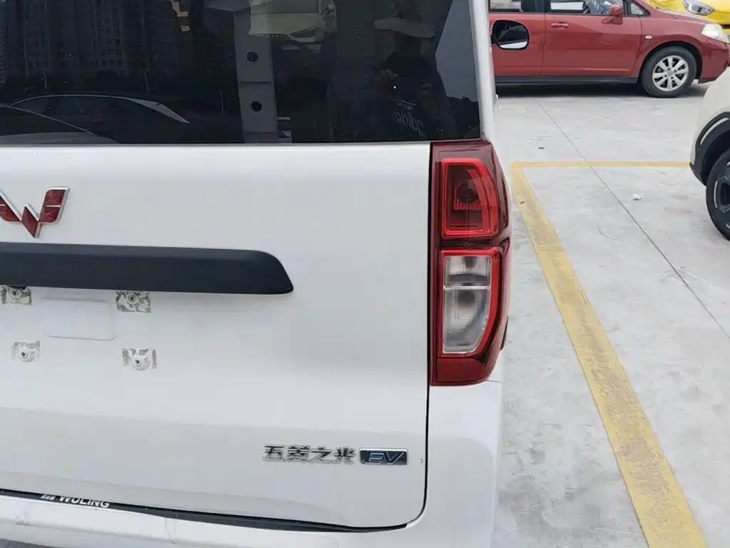 Wuling Sunshine EV 2025 305km