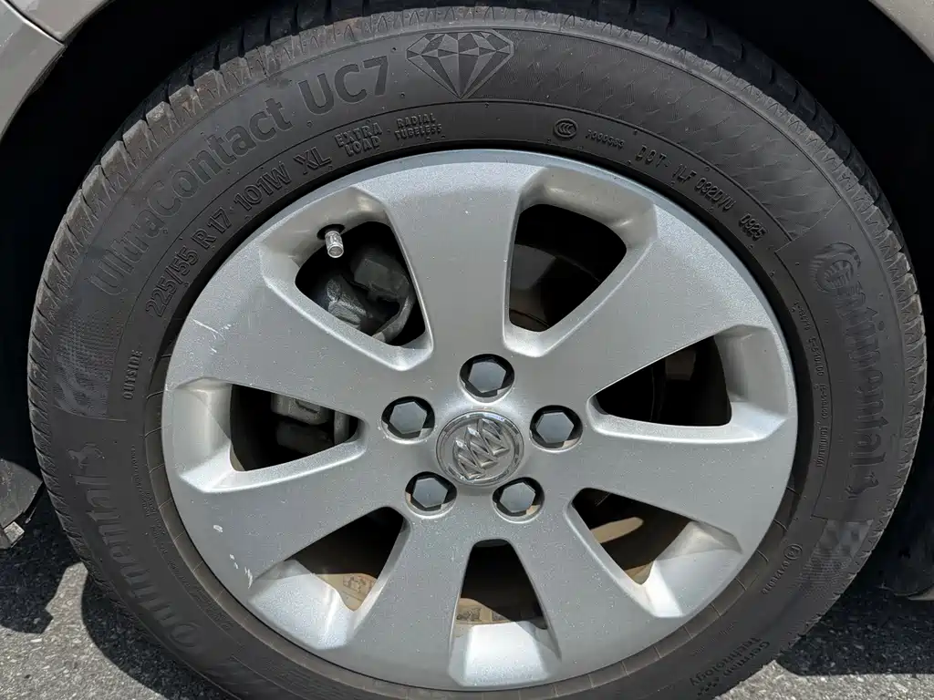 Buick Regal — миниатюра 17