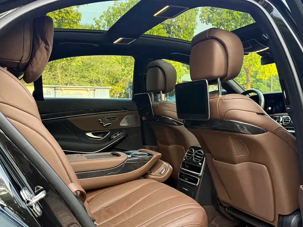Mercedes-Benz S-Class — миниатюра 8