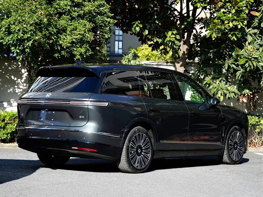 NIO ES8 2026 мест Executive Luxury