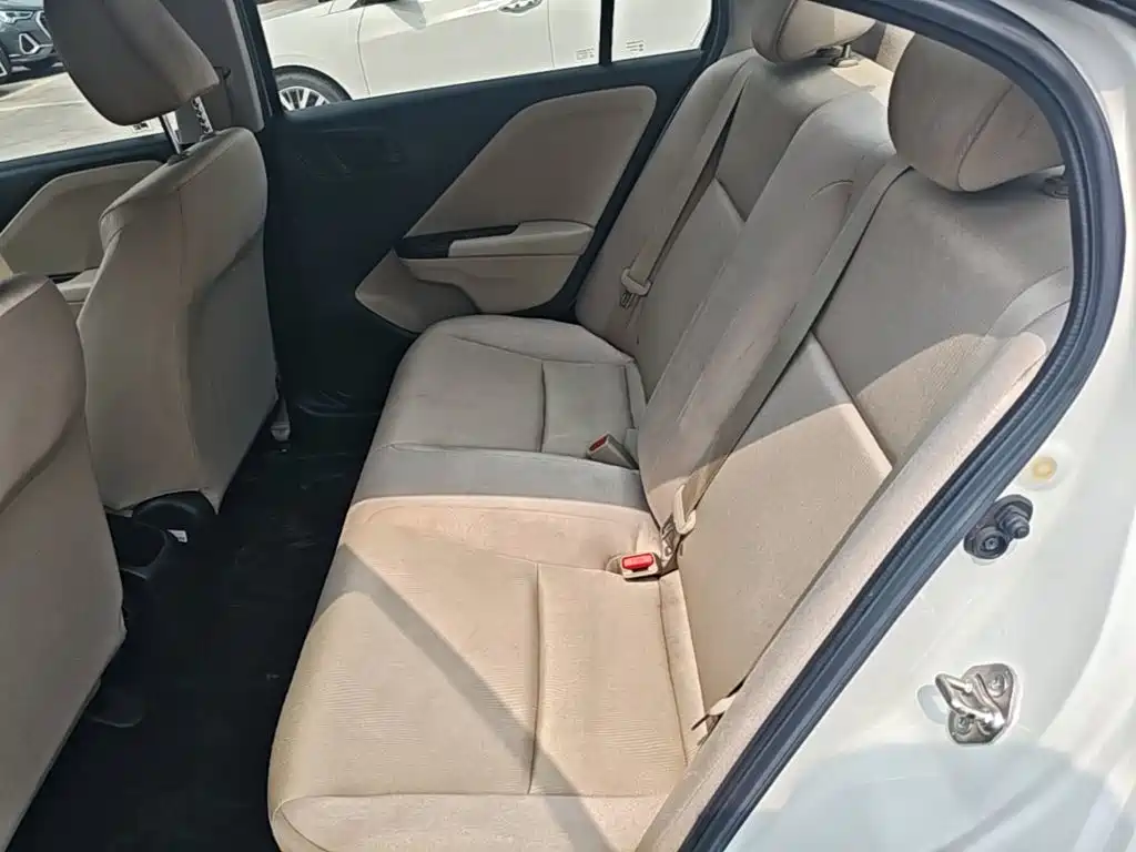 Honda City — миниатюра 17