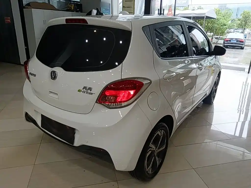 Changan Benben E-Star — миниатюра 7