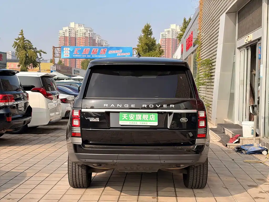 Land Rover Range Rover — миниатюра 26