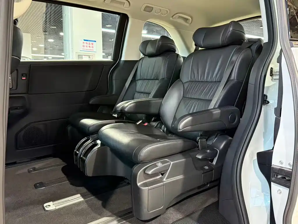 Honda Odyssey — миниатюра 6