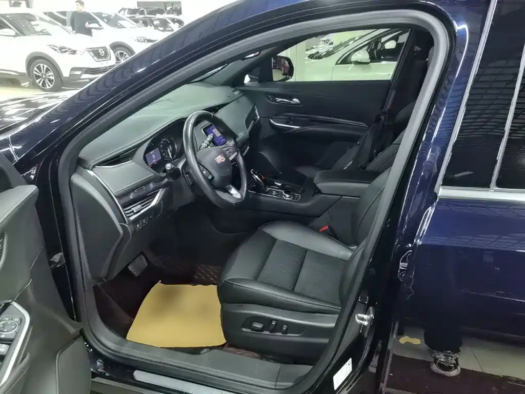 Cadillac XT4 — миниатюра 15