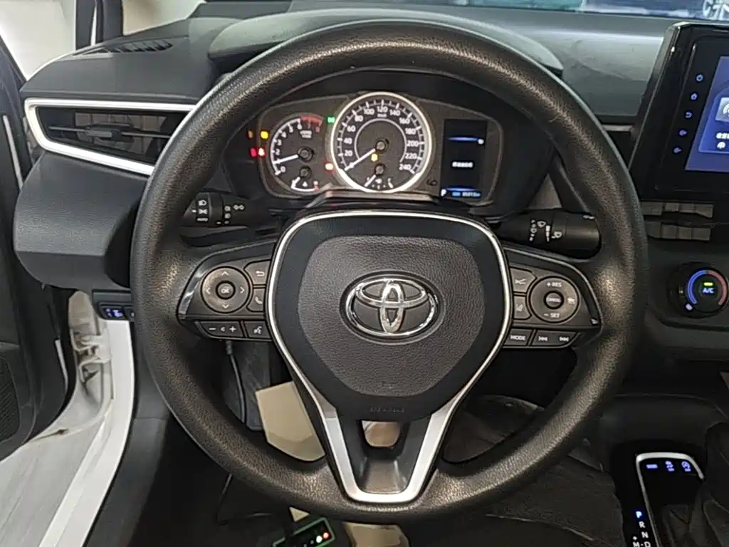 Toyota Corolla — миниатюра 7