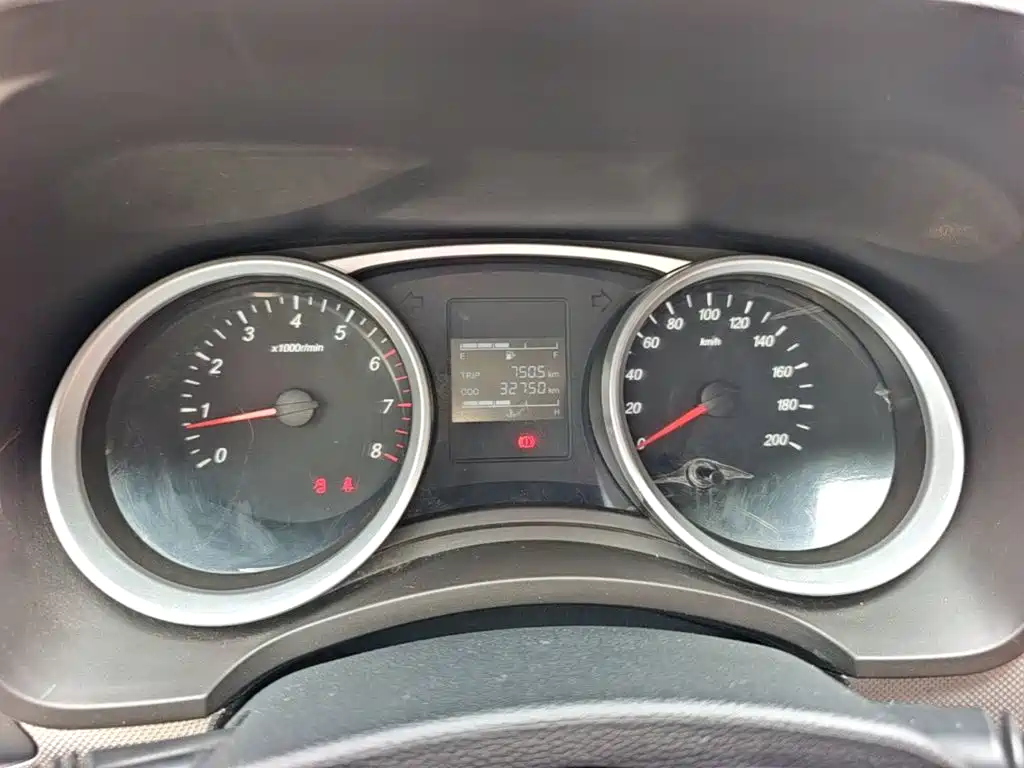Wuling Hongguang — миниатюра 12