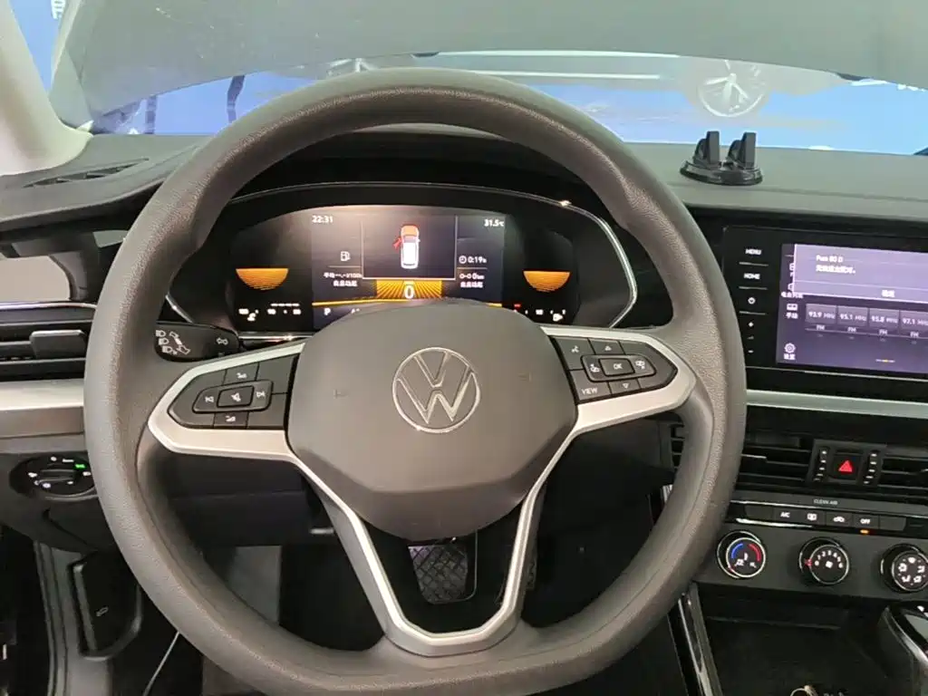 Volkswagen Passat — миниатюра 11