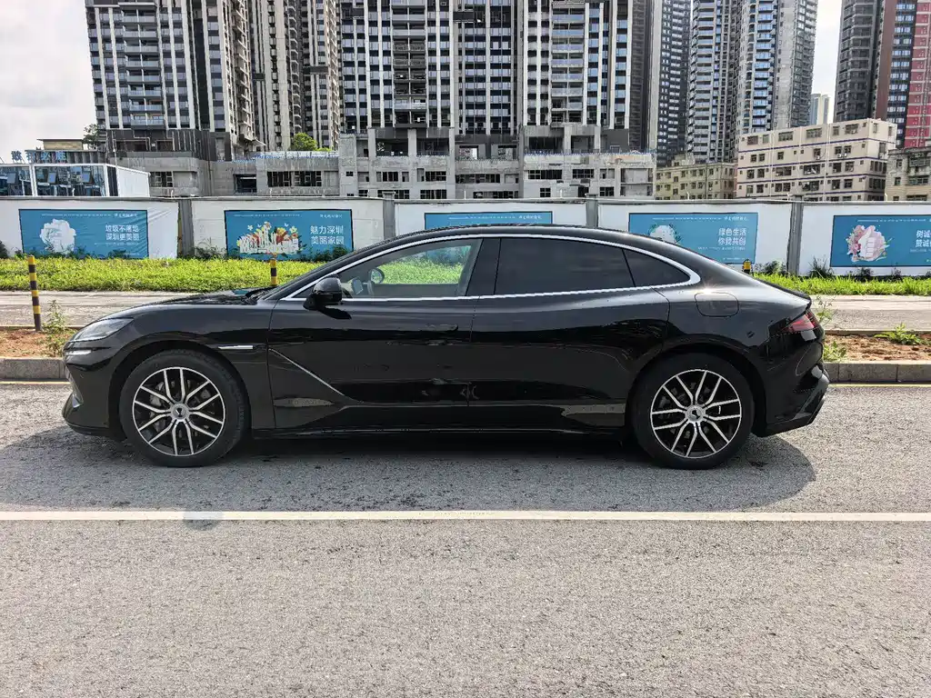 Denza Z9 2024 1100km Max