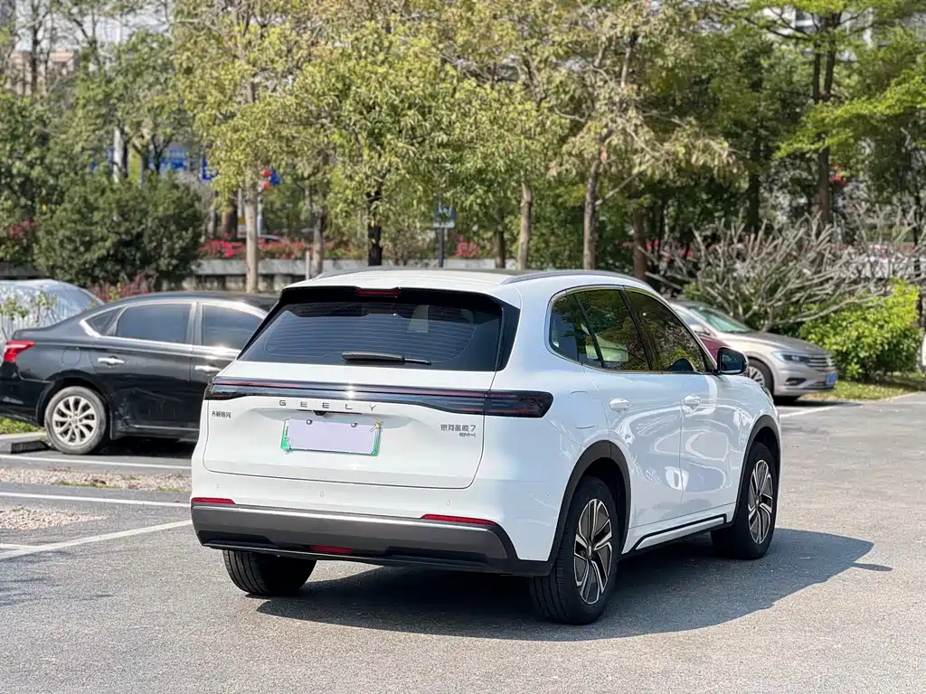 GEELY GALAXY GALAXY STARSHIP 7 EM I