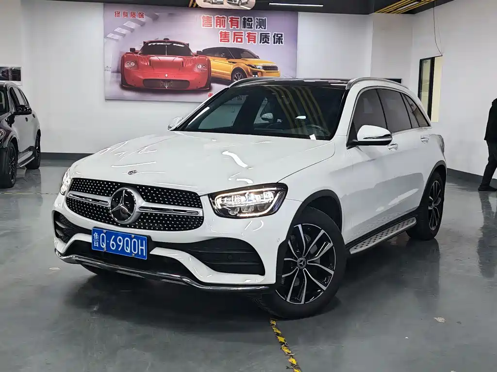 MERCEDES-BENZ GLC