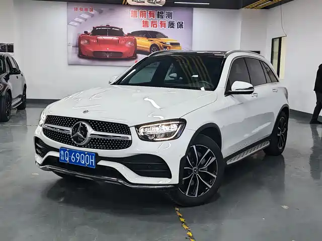 MERCEDES-BENZ GLC 2021