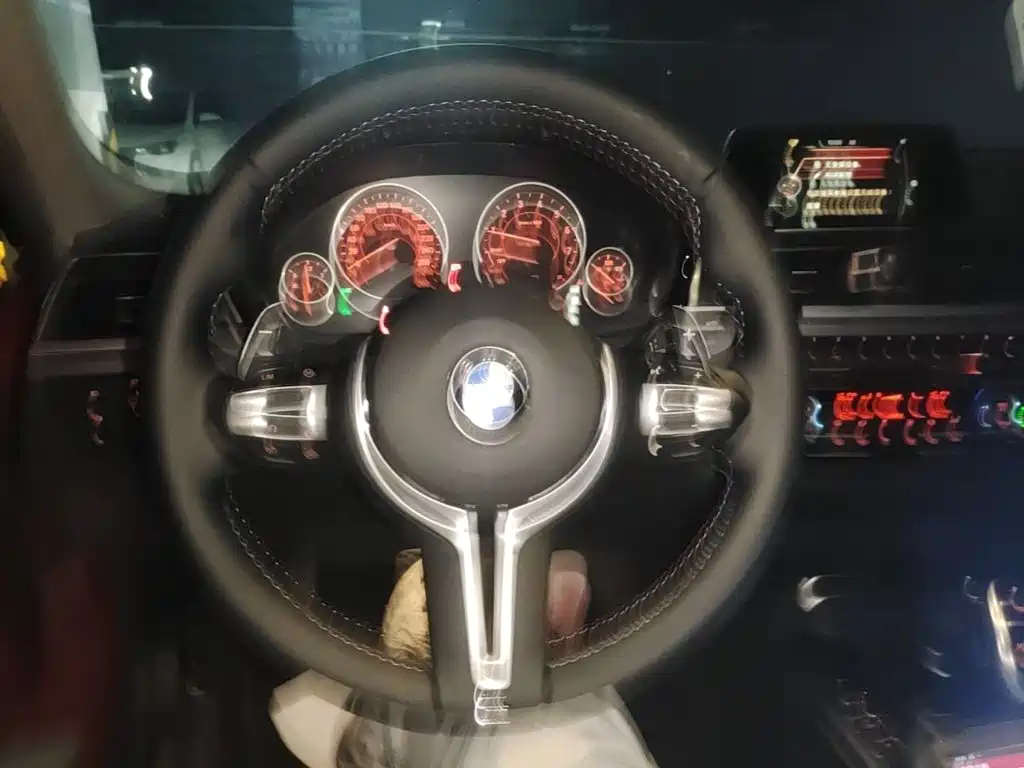BMW 3 Series — миниатюра 11