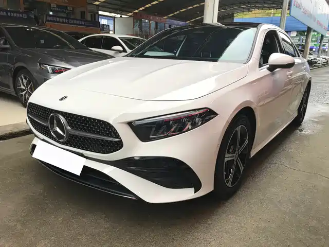 MERCEDES-BENZ A CLASS