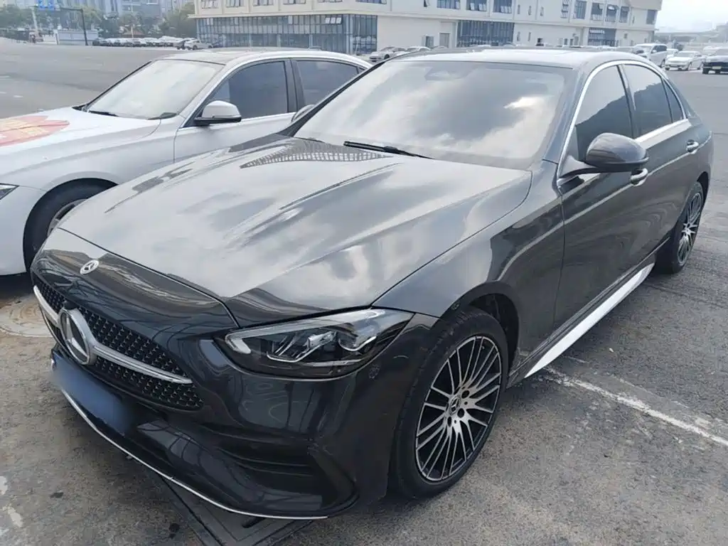 Mercedes-Benz C-Class — миниатюра 2